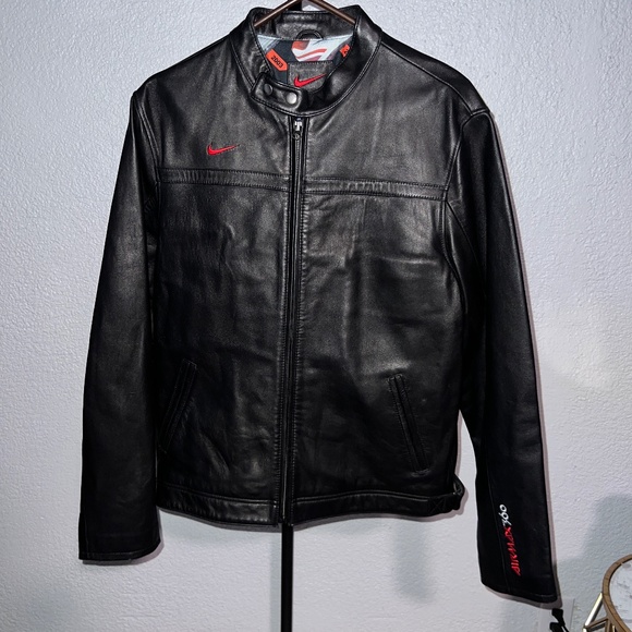 EUC NIKE Air Max 360 Sneakers Leather Cafe Racer Jacket